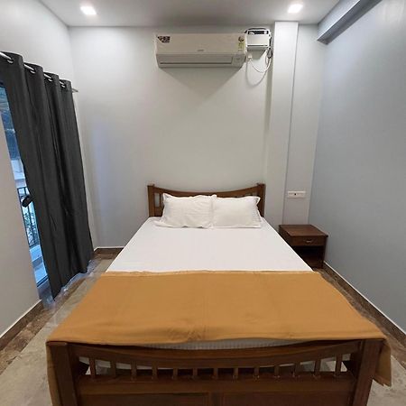 Srirangam Nandavanam Service Apartments Tiruchirappalli Extérieur photo