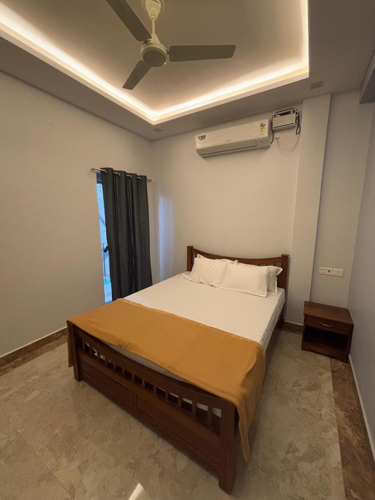 Srirangam Nandavanam Service Apartments Tiruchirappalli Extérieur photo