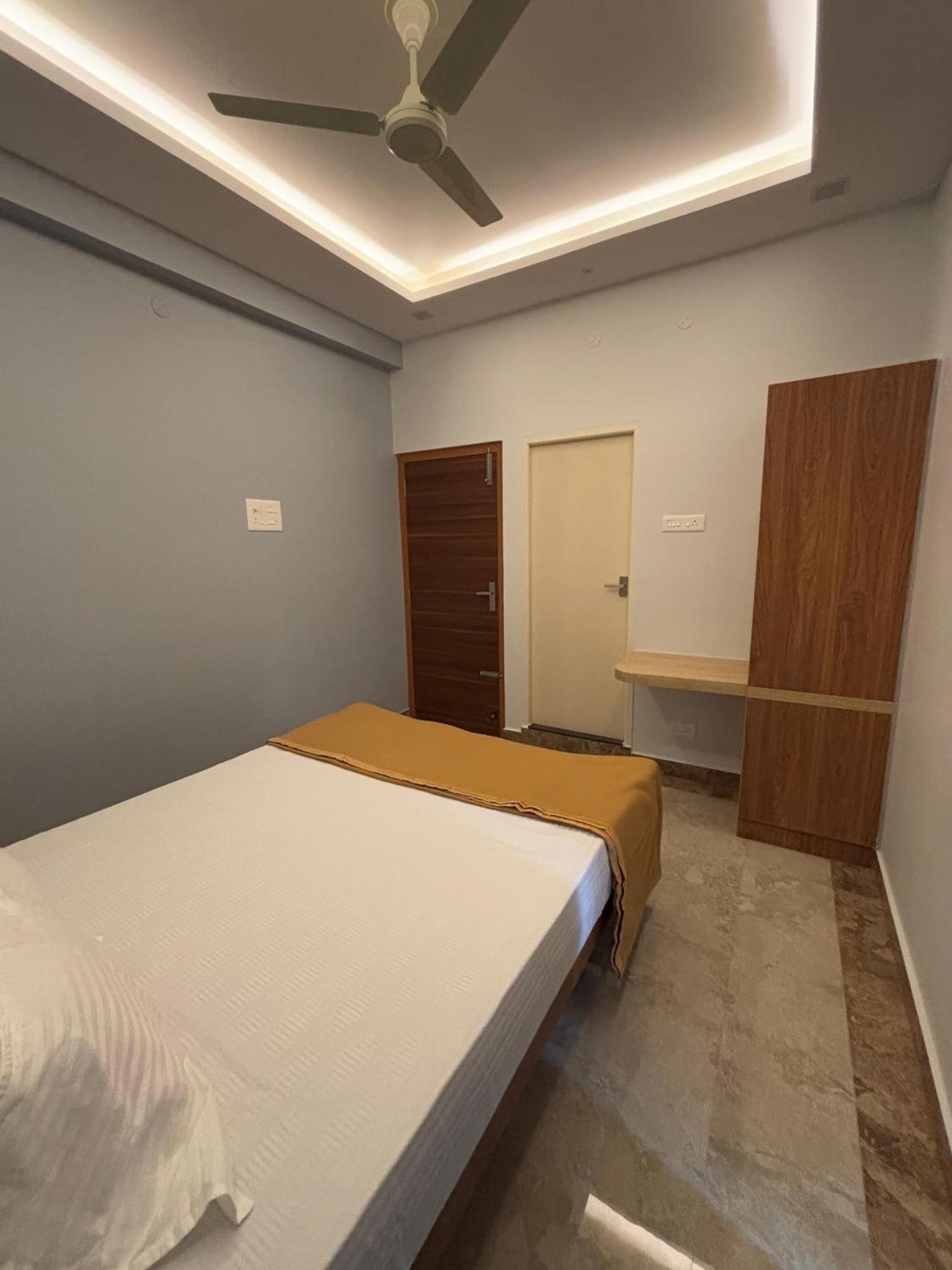 Srirangam Nandavanam Service Apartments Tiruchirappalli Extérieur photo