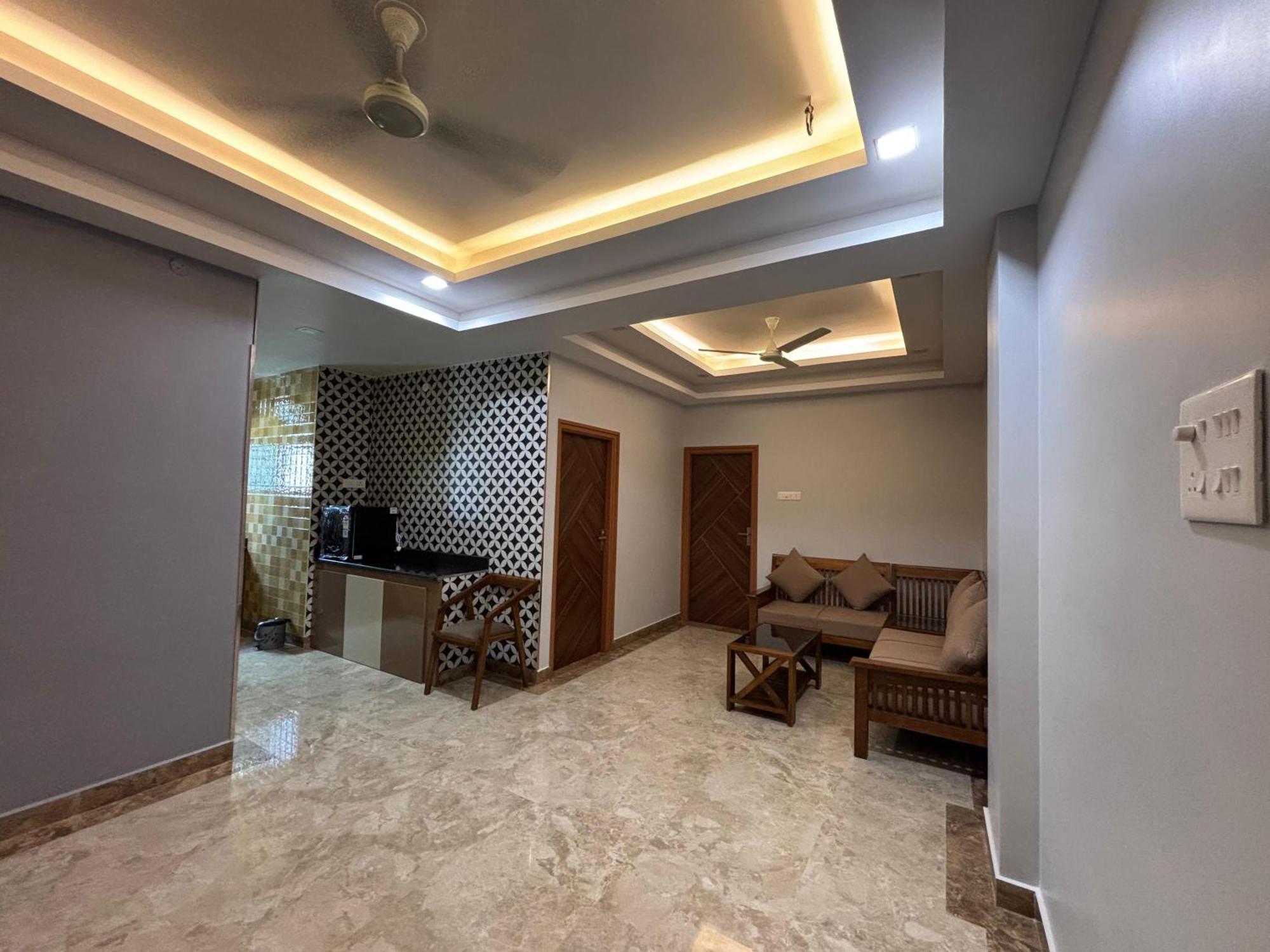 Srirangam Nandavanam Service Apartments Tiruchirappalli Extérieur photo