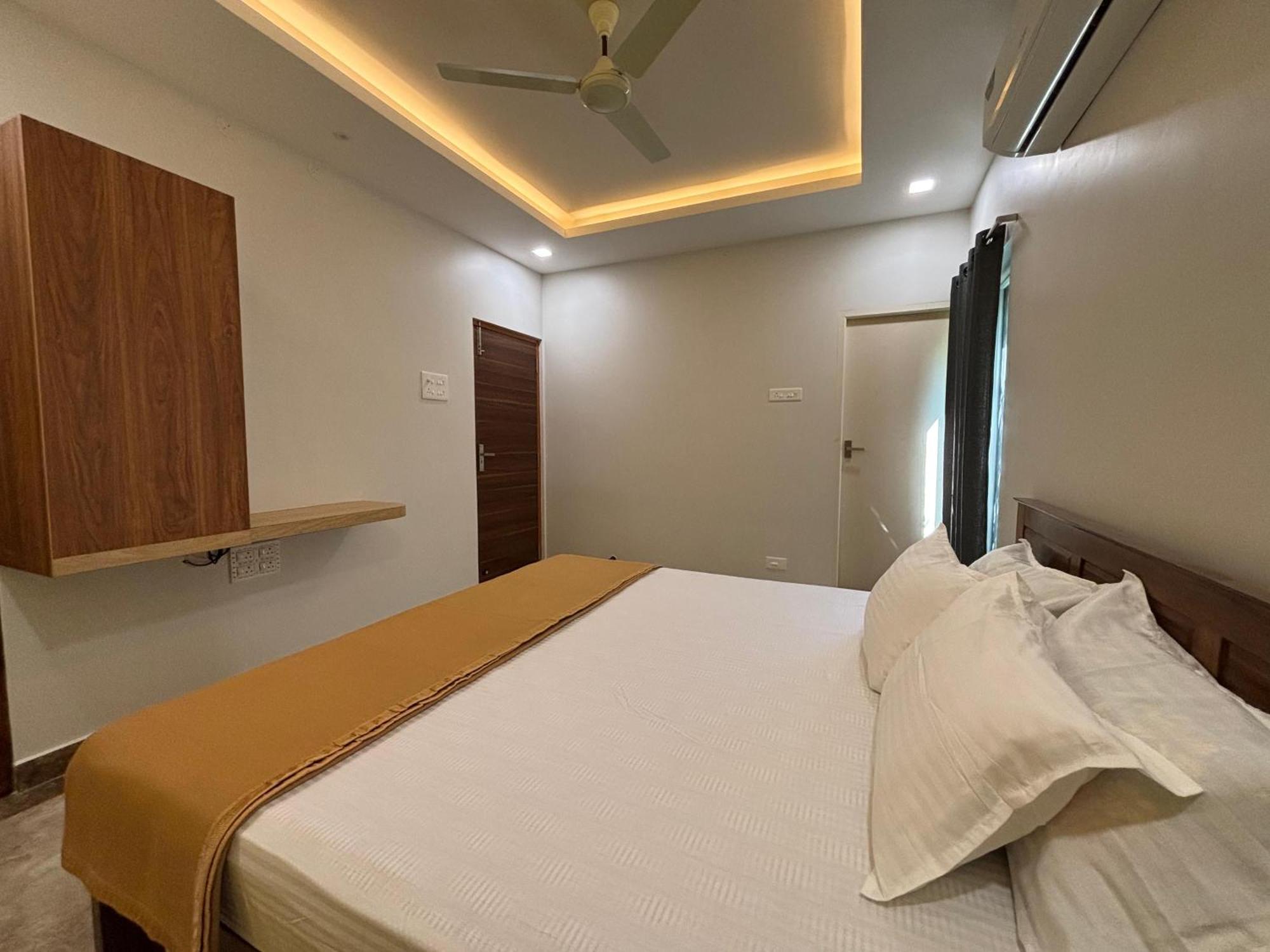 Srirangam Nandavanam Service Apartments Tiruchirappalli Extérieur photo