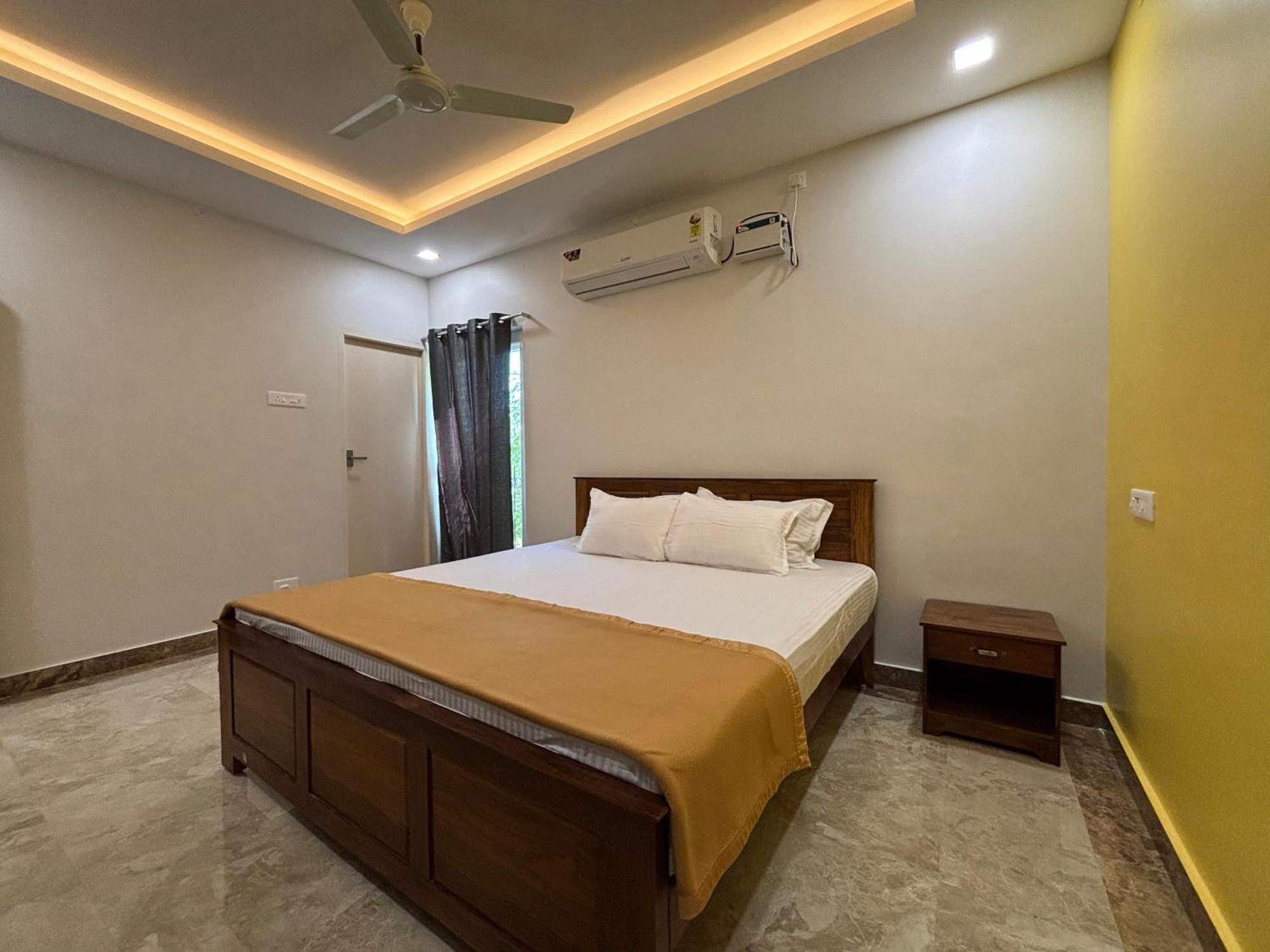 Srirangam Nandavanam Service Apartments Tiruchirappalli Extérieur photo