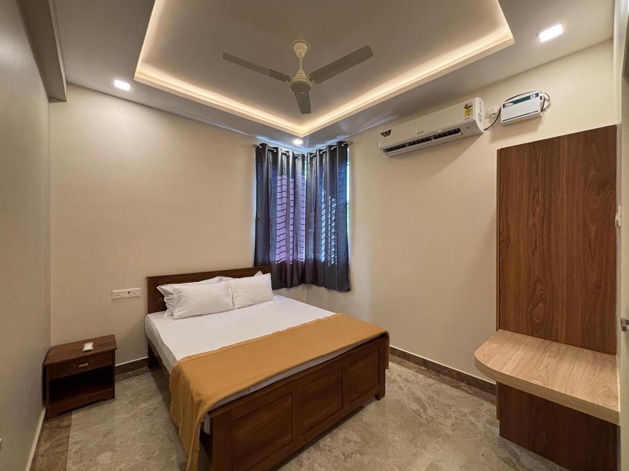 Srirangam Nandavanam Service Apartments Tiruchirappalli Extérieur photo