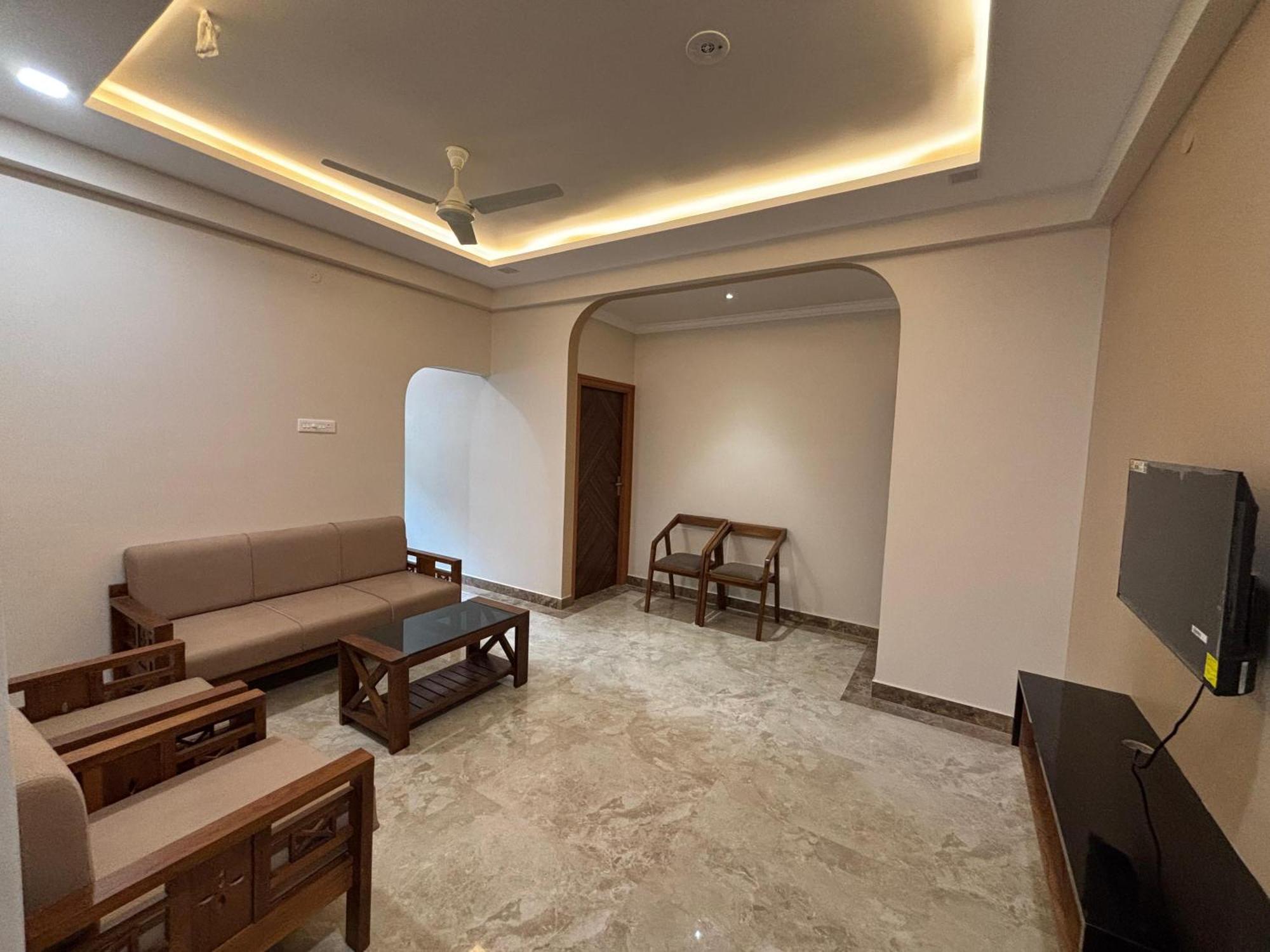 Srirangam Nandavanam Service Apartments Tiruchirappalli Chambre photo