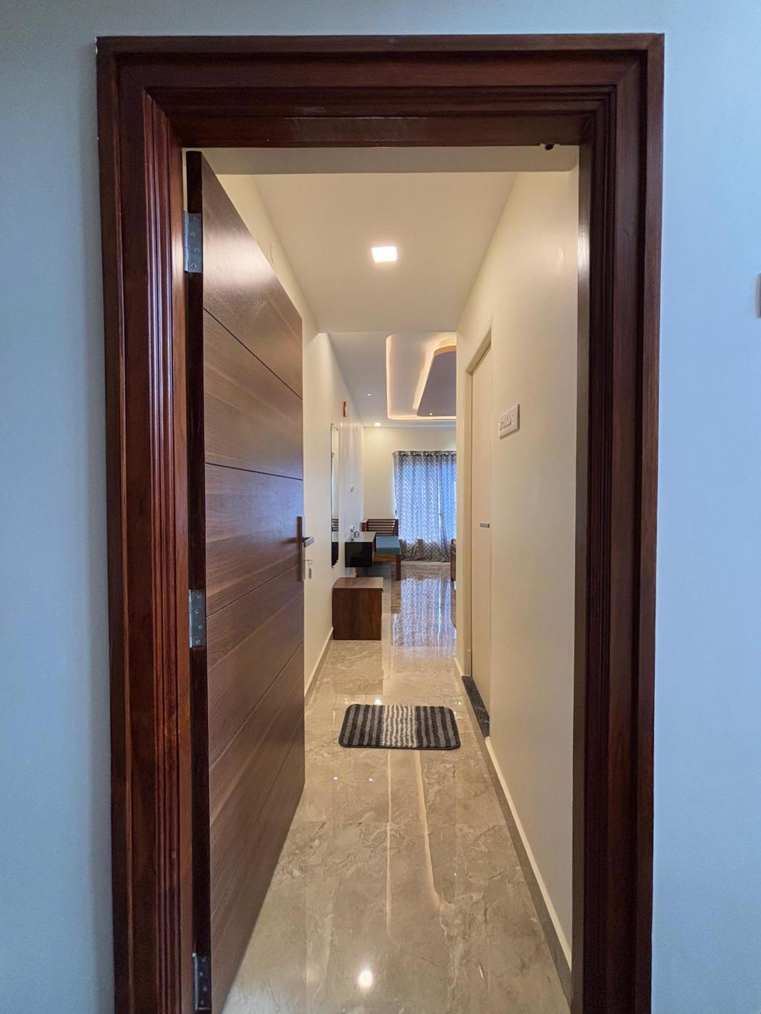 Srirangam Nandavanam Service Apartments Tiruchirappalli Extérieur photo