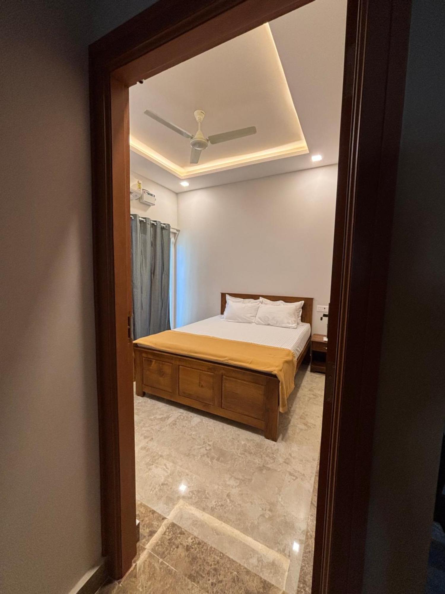 Srirangam Nandavanam Service Apartments Tiruchirappalli Extérieur photo